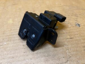 ZAMEK KLAPY TYŁ BAGAŻNIKA HYUNDAI I30 II KOMBI