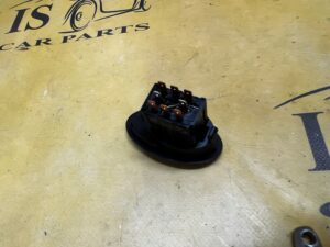 PRZEŁĄCZNIK PANEL ŚWIATEŁ AWARYJNYCH PORSCHE CARRERA 911 996