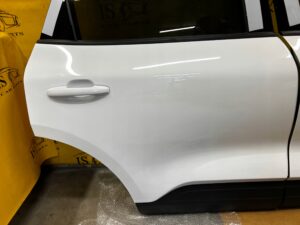 DRZWI PRAWA STRONA PRAWY PRZÓD TYŁ FORD KUGA MK3 LIFT FROZEN WHITE 2024R