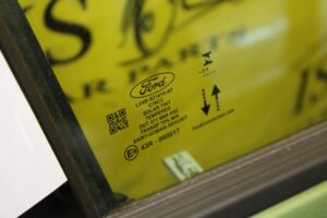 DRZWI PRAWA STRONA PRAWY PRZÓD TYŁ FORD KUGA MK3 LIFT BURSTING GREEN 2024R