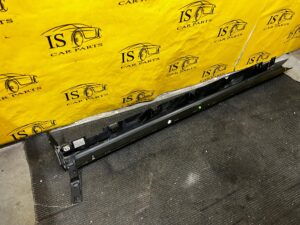 OSŁONA LISTWA PROGU PROGOWA PRÓG PRAWY PRAWA FORD KUGA MK3 LIFT