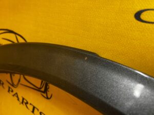 NAKŁADKA LISTWA BŁOTNIKA TYŁ PRAWY FORD KUGA MK3 ST-LINE MAGNETIC GREY