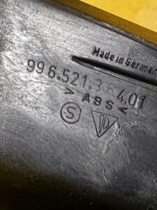 OSŁONA PROWADNICY FOTELA PRZÓD PRAWY PORSCHE 911 996 CARRERA