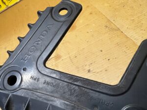 USZCZELKA POKRYWY SILNIKA MASKI DOLOTU POWIETRZA HONDA CRV CR-V V 5