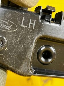 KOMPLET ŚLIZG MOCOWANIE WSPORNIK ZDERZAKA TYŁ PRAWY LEWY FORD KUGA MK3