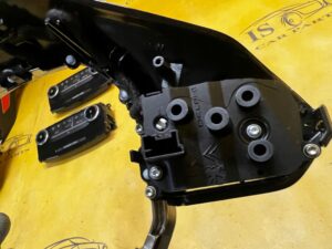 PRZEŁĄCZNIKI PRZYCISKI KIEROWNICY PEUGEOT 3008 II 5008 II 208 II 2008 II