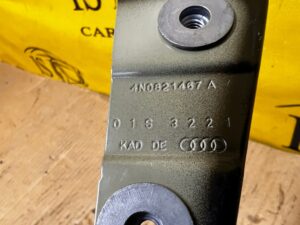 WSPORNIK MOCOWANIE BŁOTNIKA PRZÓD LEWY AUDI A8 D5 LY9T