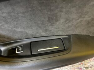 TAPICERKA BOCZEK DRZWI TYŁ PRAWY ALCANTARA BOSE AUDI A6 C7 LIFT 4G