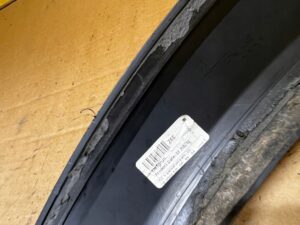 LISTWA NAKŁADKA BŁOTNIKA PRZÓD LEWY AUDI A6 C7 4G ALLROAD