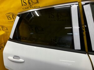 DRZWI PRAWA STRONA PRAWY PRZÓD TYŁ FORD KUGA MK3 LIFT FROZEN WHITE 2024R