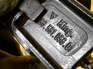 MOCOWANIE WSPORNIK MECHANIZMU DACHU PRAWY PORSCHE CARRERA 911 996 CABRIO