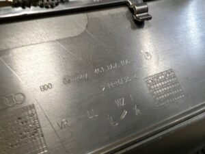 TAPICERKA BOCZEK DRZWI PRZÓD PRAWY ALCANTARA BOSE AUDI A6 C7 LIFT 4G EU