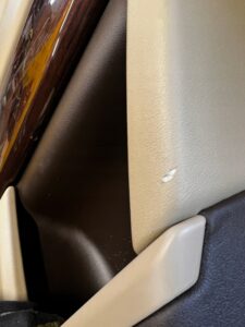 TAPICERKA BOCZEK DRZWI TYŁ PRAWY RANGE ROVER VOGUE L405 ALMOND MERIDIAN