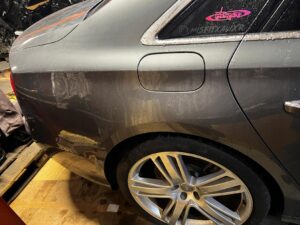 ĆWIARTKA BŁOTNIK PRÓG SŁUPEK PAS TYŁ PRAWY AUDI A8 D4 LIFT LONG