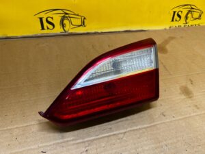 LAMPA TYLNA TYŁ PRAWA PRAWY W KLAPĘ HYUNDAI I30 II KOMBI