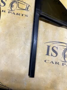 SZYBA TRÓJKĄT DRZWI PRZÓD PRAWY PRAWA PORSCHE CAYENNE II 7P5