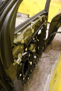 DRZWI PRAWY PRZÓD TYŁ FORD KUGA MK3 ST-LINE MAGNETIC GREY METALLIC 2023R