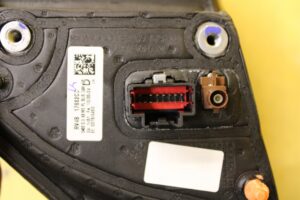 LUSTERKO PRAWE 15 PIN BLIS KAMERA FORD KUGA MK3 LIFT ST-LINE AGATE BLACK