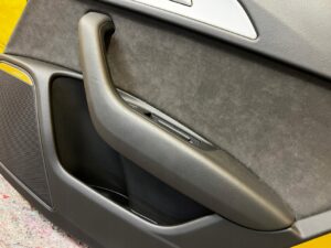 TAPICERKA BOCZEK DRZWI TYŁ PRAWY ALCANTARA BOSE AUDI A6 C7 LIFT 4G