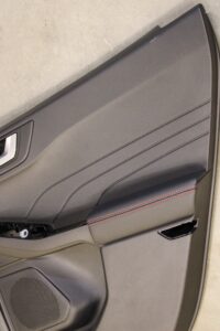 TAPICERKA BOCZEK DRZWI TYŁ PRAWY FORD KUGA MK3 LIFT ST-LINE EU