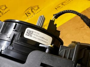 PAJĄK MANETKI PRZEŁĄCZNIK ZESPOLONY TAŚMA LAND ROVER DISCOVERY SPORT V L550