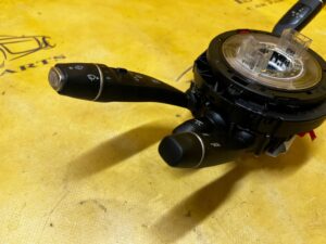 PAJĄK MANETKI PRZEŁĄCZNIK ZESPOLONY WYBIERAK SKRZYNI MERCEDES GLS X166