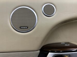 TAPICERKA BOCZEK DRZWI TYŁ PRAWY RANGE ROVER VOGUE L405 ALMOND MERIDIAN