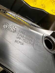 PODSZYBIE GÓRNE PLATIKOWE FORD KUGA MK3 EU