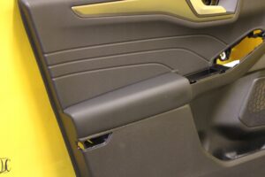 TAPICERKA BOCZEK DRZWI PRZÓD LEWY FORD KUGA MK3 LIFT TITANIUM EU