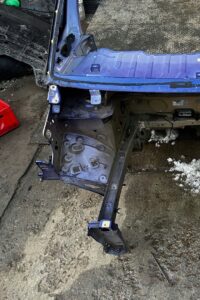 ĆWIARTKA PODŁUŻNICA PRÓG SZYBA PRZÓD PRAWA CITROEN C4 GRAND PICASSO II EU