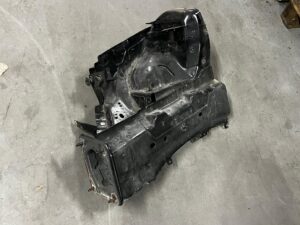 ĆWIARTKA PODŁUŻNICA FARTUCH KIELICH PRZÓD PRAWY FORD FUSION LIFT USA 2017R