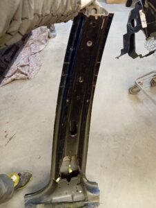 ĆWIARTKA SŁUPEK ŚRODKOWY B PRÓG PRAWY LAND ROVER DISCOVERY SPORT L550 LIFT