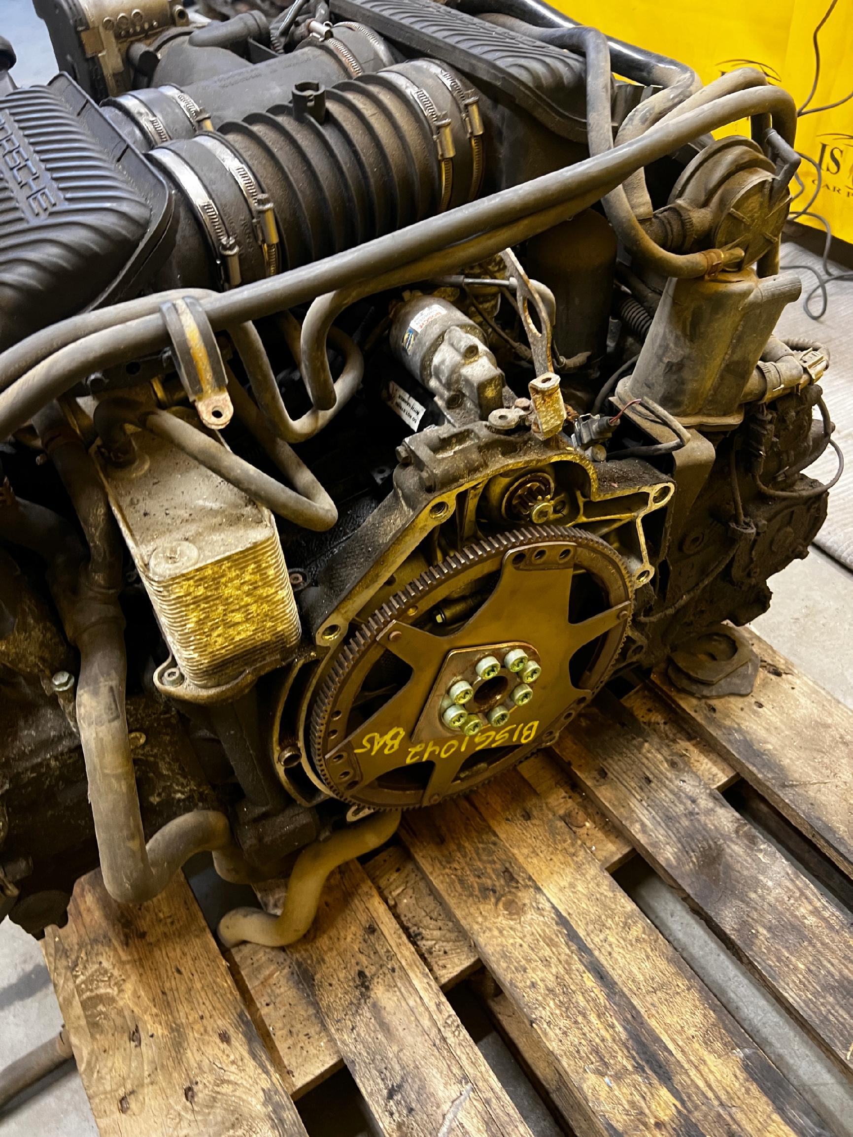 KOMPLETNY SILNIK MOTOR ENGINE PORSCHE CARRERA 911 996 3.4