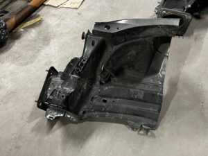 ĆWIARTKA PODŁUŻNICA FARTUCH KIELICH PRZÓD LEWY FORD FUSION LIFT USA 2017R
