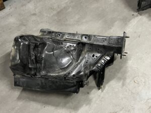 ĆWIARTKA PODŁUŻNICA FARTUCH KIELICH PRZÓD PRAWY FORD FUSION LIFT USA 2017R