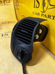 WŁĄCZNIK PRZEŁĄCZNIK ŚWIATEŁ KRATKA NAWIEWU PORSCHE CARRERA 911 996 LHD