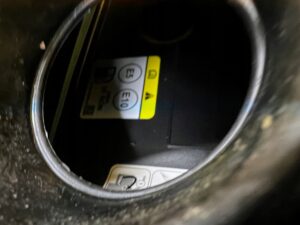KLAPKA WLEWU PALIWA FORD KUGA MK3 LIFT BENZYNA BURSTING GREEN