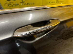 DRZWI PRAWA STRONA PRAWY PRZÓD SOUNDSCREEN FORD FUSION USA J7 2017R