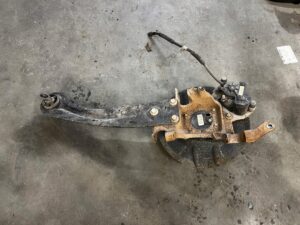 ZWROTNICA WAHACZ TYŁ PRAWY FORD ESCAPE MK3 III LIFT 1.5 EB 2WD FWD