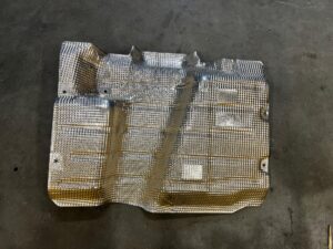 BLACHA OSŁONA TERMICZNA FORD KUGA MK3 LIFT 2.5 HYBRID