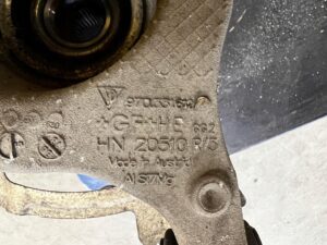 ZWROTNICA PIASTA TYŁ PRAWY SIŁOWNIK HAMULCA RĘCZNEGO PORSCHE PANAMERA 970 I
