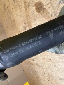 PRZEWÓD RURA WĄŻ WODY PORSCHE CARRERA 911 996 3.4