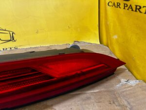 LAMPA TYLNA TYŁ PRAWA PRAWY JAGUAR F-TYPE X152 USA