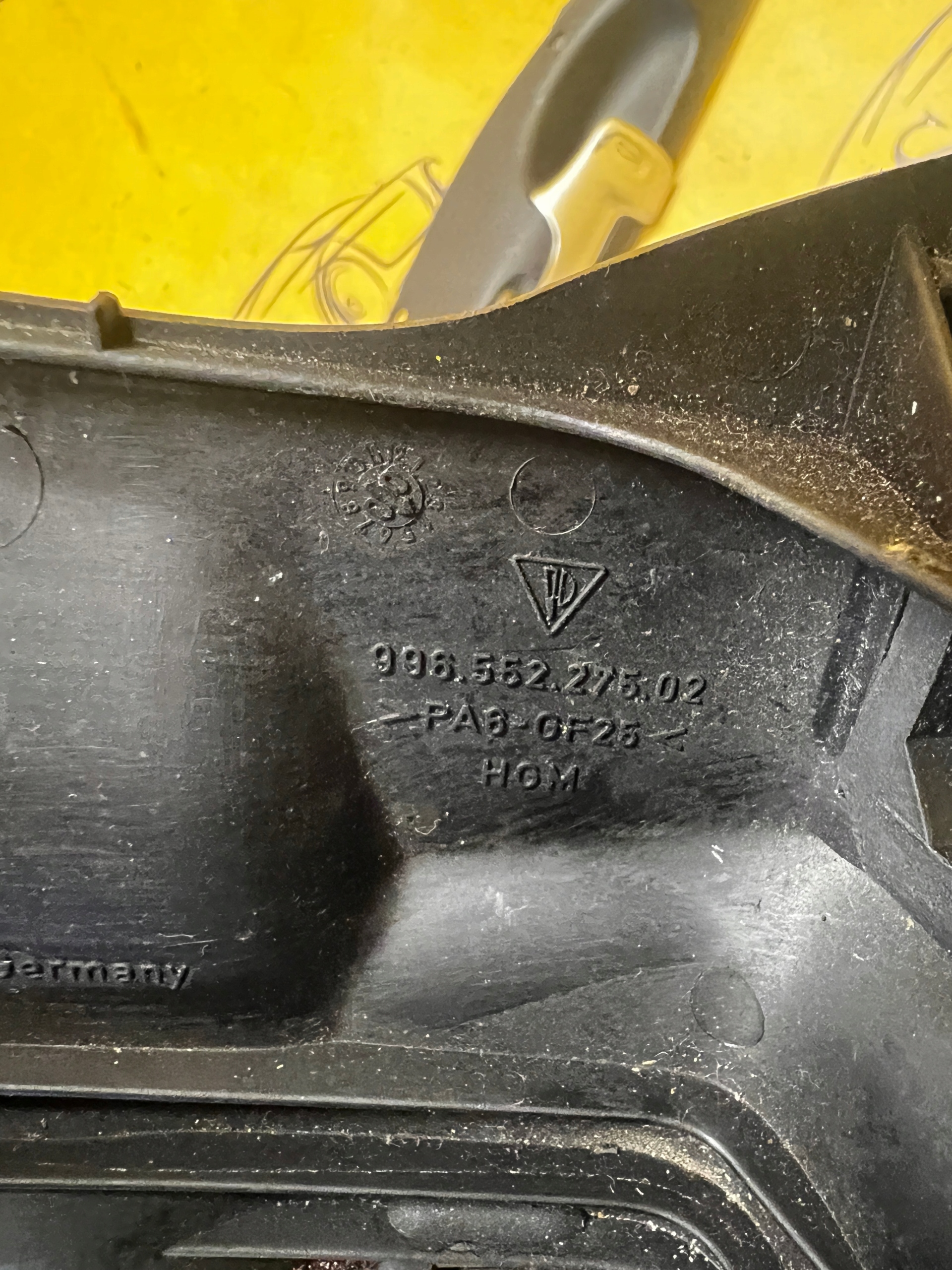 OSŁONA OBUDOWA KOLUMNY KIEROWNICZEJ PORSCHE CARRERA 911 996 LHD