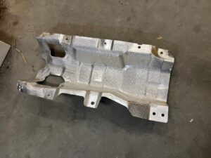 BLACHA OSŁONA TERMICZNA FORD KUGA MK3 LIFT 2.5 HYBRID PHEV