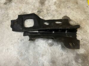 OSŁONA WYGŁUSZENIE WYKŁADZINA ŚCIANY GRODZIOWEJ FORD FUSION LIFT USA
