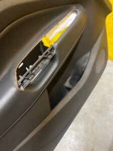 BOCZEK TAPICERKA DRZWI PRZÓD LEWY FORD ESCAPE MK3 III LIFT