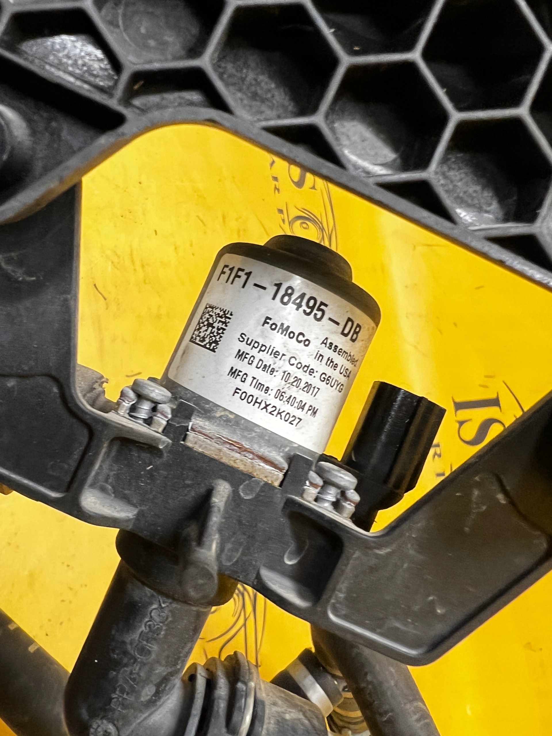 ZAWÓR RURA RURKA PRZEWÓD WĄŻ WODY FORD ESCAPE MK3 III 1.5 EB
