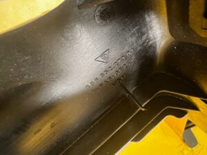 OSŁONA OBUDOWA KOLUMNY KIEROWNICZEJ PORSCHE CARRERA 911 996 LHD