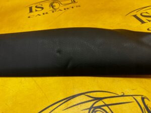 OSŁONA POSZYCIE SŁUPKA A PRZÓD PRAWY SKÓRA PORSCHE CARRERA 911 996 LHD